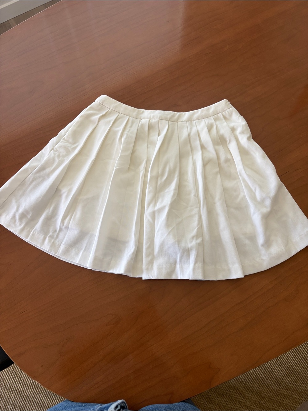 Women's White Pleated Skirt